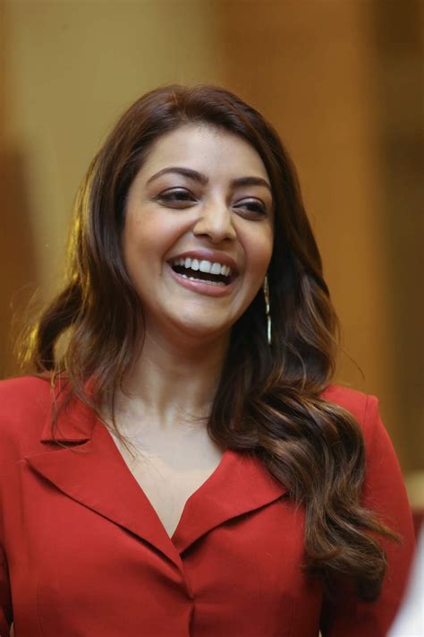 Beauty Galore Hd Kajal Aggarwal At Kavacham Trailer Launch December
