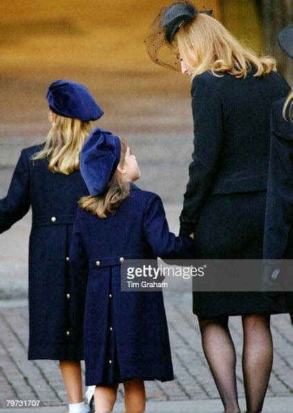 Sarah Duchess Of York With Her Daughters Princess Eugenie And News