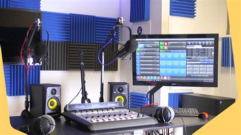 How To Start An Internet Radio Station 2022