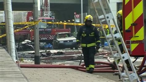 London Helicopter Crash Two Die In Vauxhall Crane Accident Bbc News