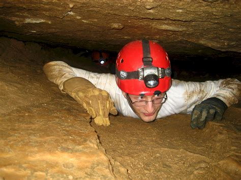Crawling Caver Marengo Cave Us National Landmark