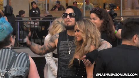 Carmen Electra Double Dipping Tongues With Ex Husband Dave Navarro