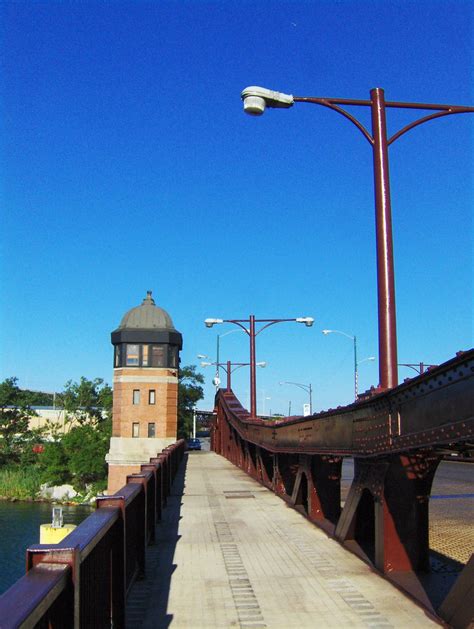 100th Street Bridge The 100th Street Bridge Over The Calum Vxla