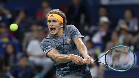 Alexander zverev siegte im finale in tokio in zwei sätzen gegen den russen karen abgarowitsch chatschanow. Zverev zieht souverän weiter - Struff überrascht - kicker