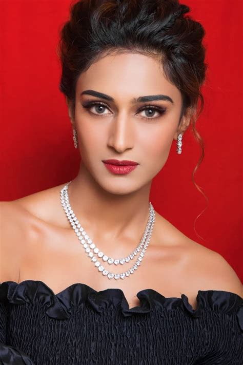 Actress Erica Fernandes Ejf Stunning New Photoshoot