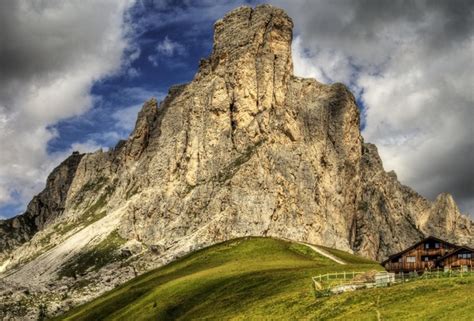 Wallpaper Giau Pass Dolomites Belluno Italy Clouds Mountain House