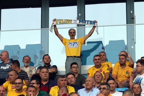 The club was founded in december 1950 with their nickname the yellow, white and blues reflecting their official colours. Kibice na meczu Motor Lublin - Podhale Nowy Targ. Zobacz ...