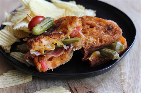 Pagespublic figurebloggerspend with penniesvideosdill pickle bacon grilled cheese. Dill Pickle Bacon Grilled Cheese Sandwich Recipe - Simplemost