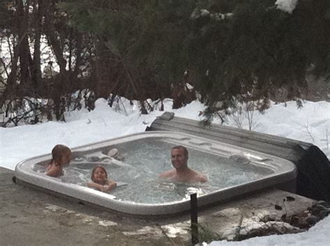Hot Tub In The Snow Hot Tub Tub Outdoor