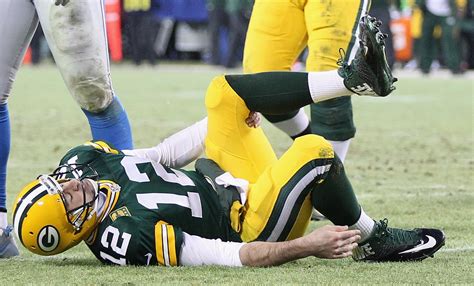 Aaron Rodgers Has A Strained Calf And Everyone Has Advice The New