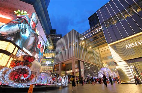 Kuala lumpur shopping is a must for all visitors. Biggest Shopping Malls in Kuala Lumpur