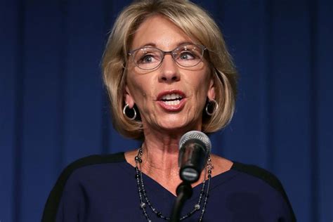 Us Education Secretary Betsy Devos Plans To Scrap Obama Era Rules On