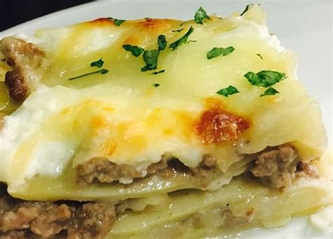 Cook This Lasagna Without Tomato Sauce Yes And Its Delicious