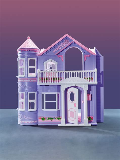 Six Barbie Dreamhouses That Chart The Evolution Of The American Home