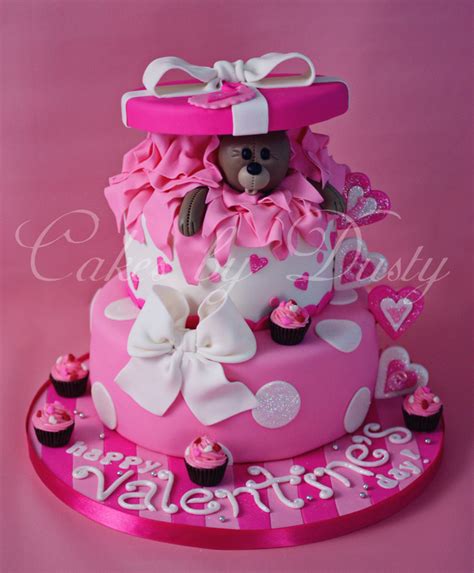 Skip the box of chocolates for valentine's day this year. Cakes by Dusty: Happy Valentine's Day!