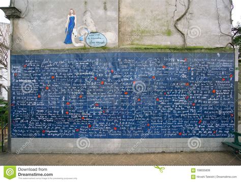 Wall Of Love Or Le Mur Des Je T Aime Early In The Morning Editorial