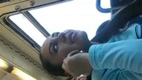 Bulge Flash Girl On Bus
