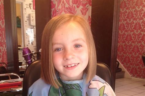 Hyde Girl Helps Little Princess Trust With Hair Chop Manchester