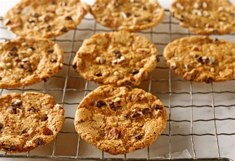 Toffee Pecan Topped Cookies Recipe Chocolate Chip Cookies