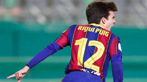 His shirt number is 6. Riqui Puig & Ter Stegen React to Barcelona's Shootout Win ...
