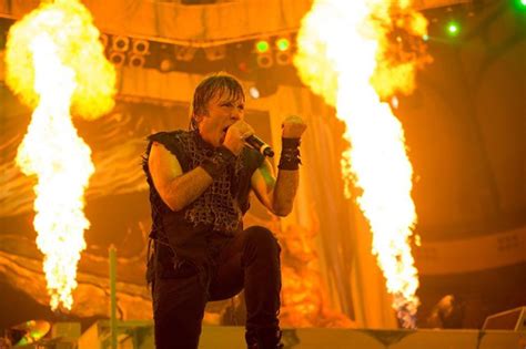 Vocalista De Iron Maiden Tiene Cáncer De Lengua