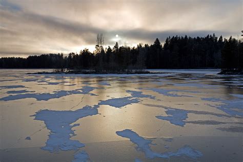 Frozen Lake Finland Tampere Näsijärvi Please Dont Use M Flickr