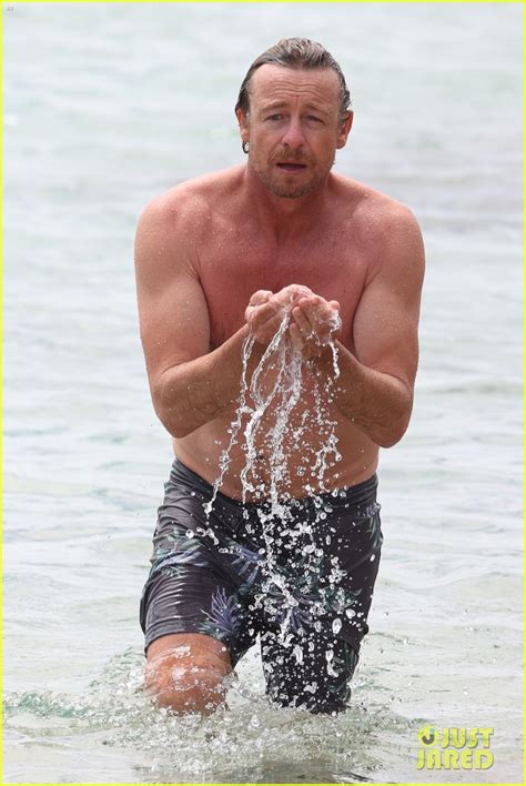 Photo Simon Baker Looks Fit Going For A Dip In The Ocean 26 Photo