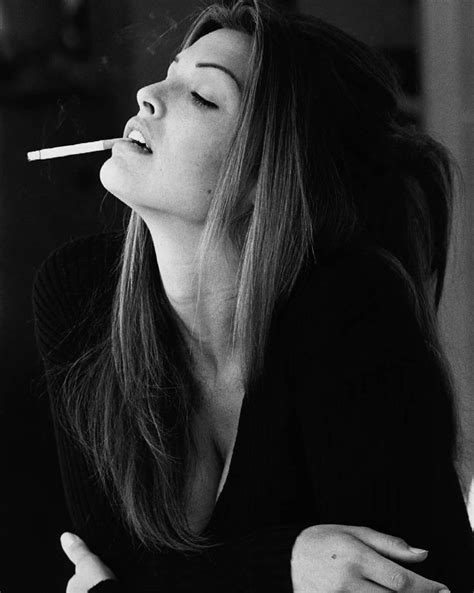 Shanazadrick By Marchispard 🚬 Glamour France Girl Smoking Glamour
