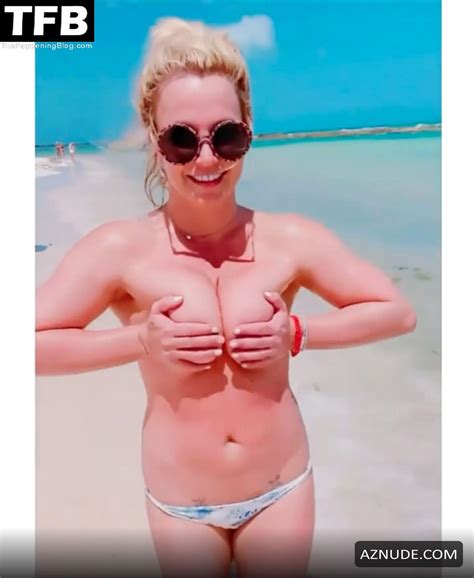 Britney Spears Sexy Poses Topless Holding Her Bare Breasts At The Beach