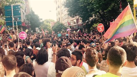 La Gay Pride d Istanbul sévèrement réprimée par la police Aujourd hui