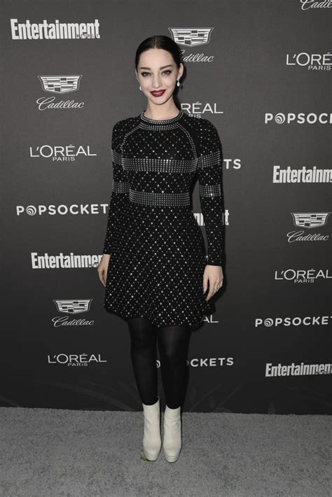 Emma Dumont Celebrities At The Entertainment Weekly Sags Preparty Popsugar Celebrity