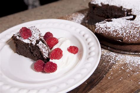 Flourless Chocolate Cake Learn To Cook