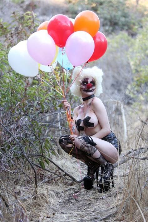 American Reality Show Contestant Courtney Stodden Topless