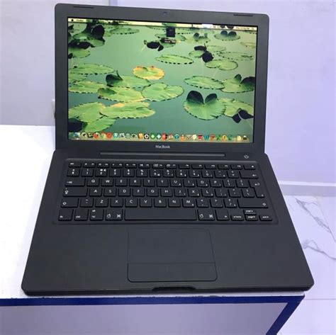 Apple Macbook A1181 Laptop Black 4gb Ram 250gb Hdd Sharp Webcam