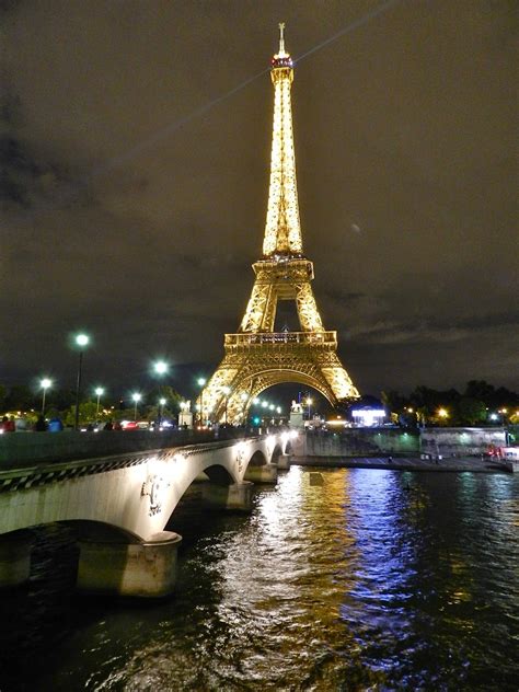 28 Passeio 02 Torre Tour Eiffel Iluminada A Noite Dicas O Que Fazer