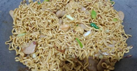 Mau makan enak tapi nggak punya duit? Resep Mie Goreng Jawa oleh Ghaisan Adeeva - Cookpad