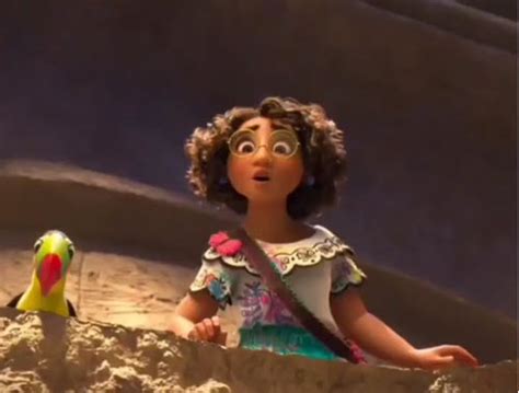 Adorable 2 Year Old Girl Sees Mirabel In ‘encanto And Screams ‘its Me
