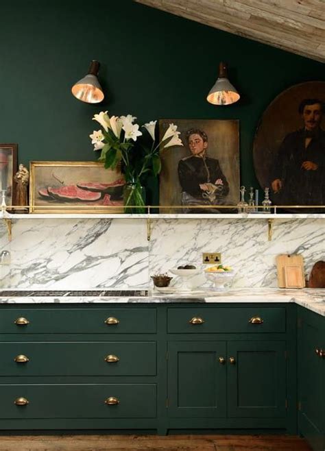 Benjamin Moore Hunter Green Paint Color Kitchenpaint Kitchen Cabinet