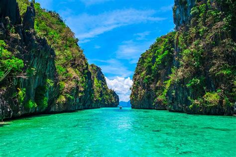 14 Most Beautiful Places In The Philippines You Should Visit This Holiday