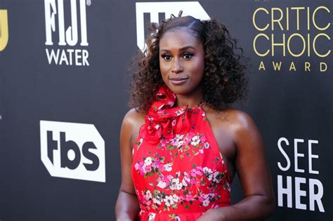 Issa Rae Isnt Amused By Recent Pregnancy Rumors Essence