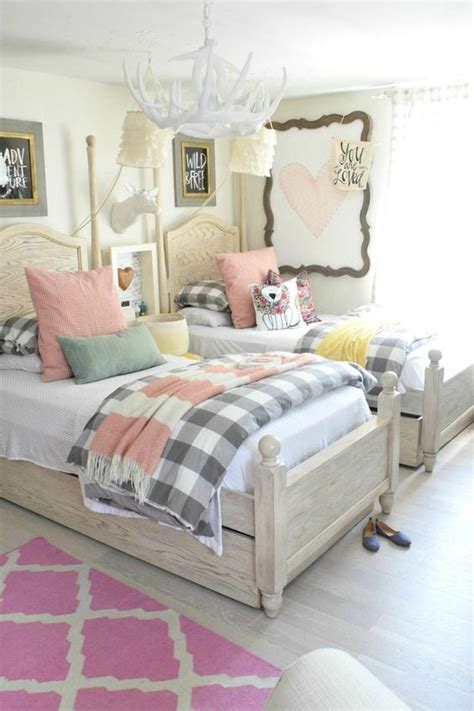 Bedroom design small bedrooms for girls fur 74 most matchless wonderful fantasy decorating ideas little offer soft pink theme with inspiring line pattern. Extremely Wonderful Cute Bedroom Ideas for Girls ...
