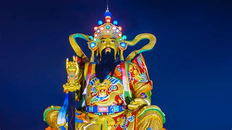 the chinese pantheon of gods explained