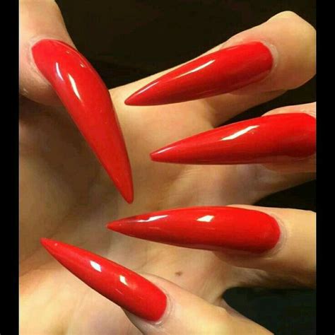 Pin By Rudy Polanski On Sharp Claws Red Stiletto Nails Long Red Nails Stiletto Nails