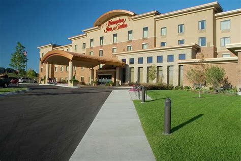 Hampton Inn And Suites Madison West Hotel Reviews And Price Comparison