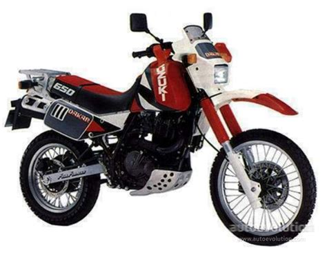 Here we have tried to collect the pictures and information about all the model years of suzuki dr 650 rs. 1990 Suzuki DR 650 RS - Moto.ZombDrive.COM