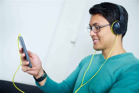 Why You Should Listen To Podcasts For Personal Development