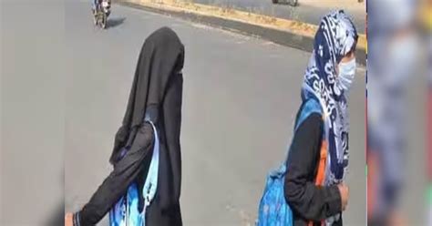 Damoh Hijab Controversy Big Reveal Poems Of Those Who Divided India