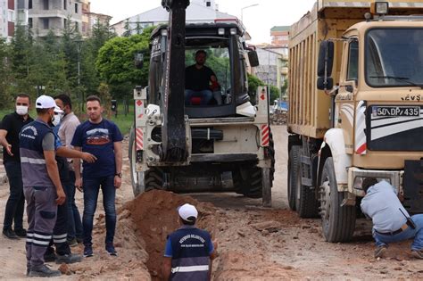Vefa Küçük Caddesinde içme suyu hattı yenileniyor Nevşehir Haberleri