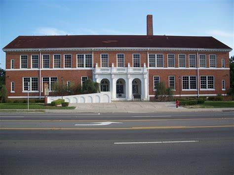 Filecolumbia County High School Lake City01 Wikimedia Commons