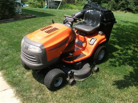 Husqvarna Yth2042 Lawn And Garden And Commercial Mowing John Deere